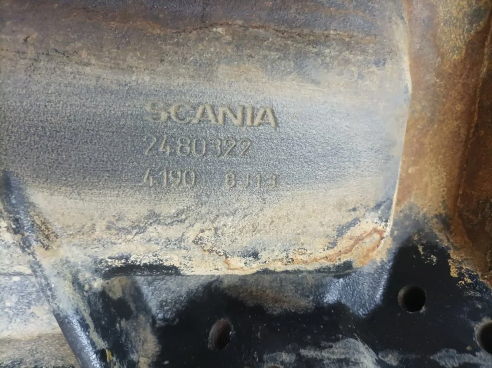 Кронштейн воздушного фильтра Scania P 440 DC13 153 - миниатюра 2