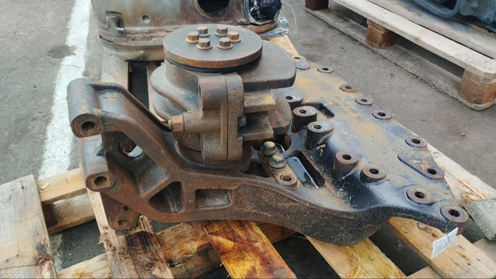 Кронштейн балансира FAW J6 CA3250 CA6DM2-39E51 - миниатюра 2