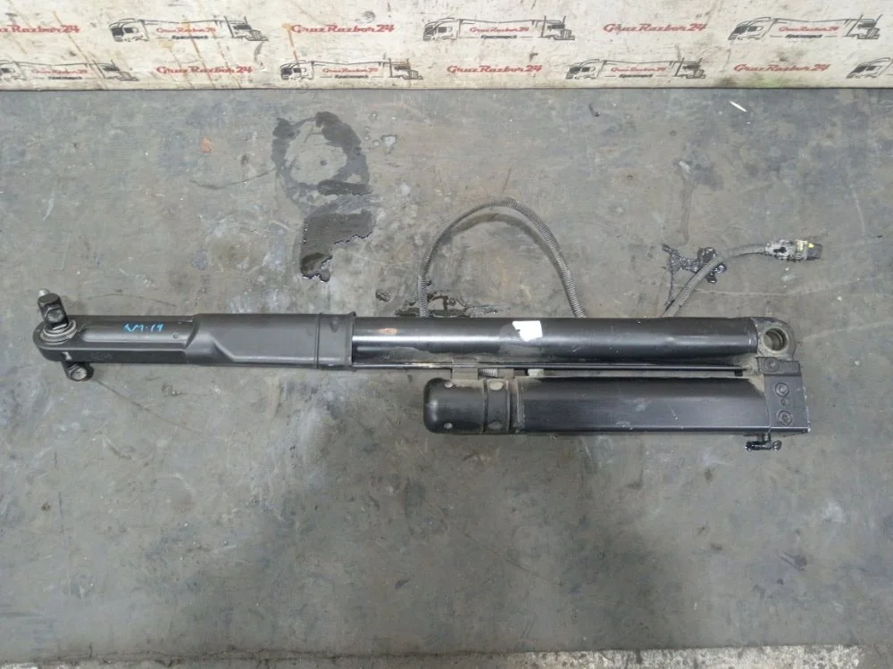 Гидроцилиндр подъема кабины Камаз 54901 M1945 - изображение 1