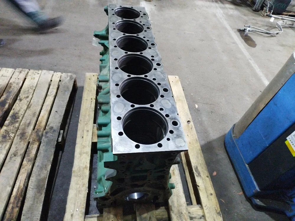 Блок цилиндров Volvo D13 - миниатюра 4