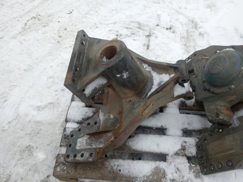 Кронштейн балансира SITRAK C7H ZZ4256V364HE - изображение 1