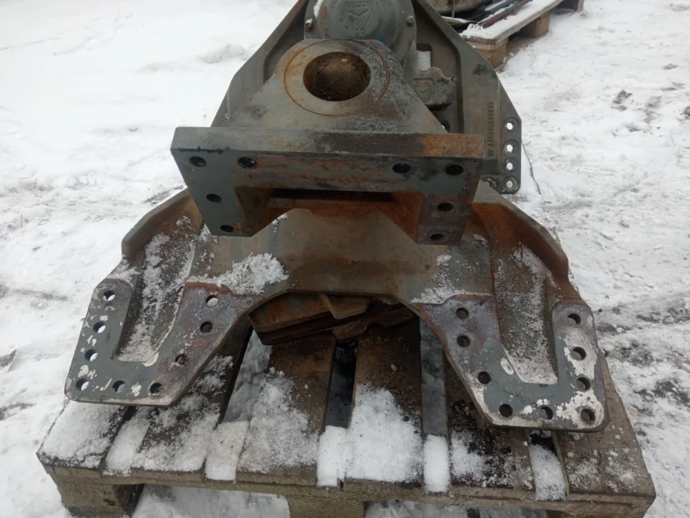 Кронштейн балансира SITRAK C7H ZZ4256V364HE - миниатюра 6