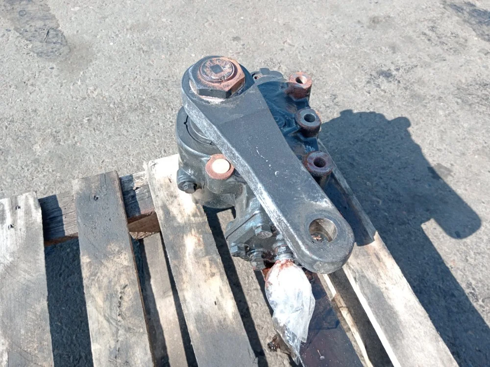 Редуктор рулевой (ГУР) MAN TGS 18 400 D2066 LF45