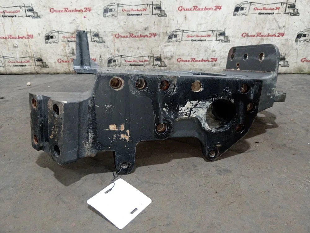 Кронштейн бампера правый Volvo FM4 469 D13 675996 - миниатюра 4
