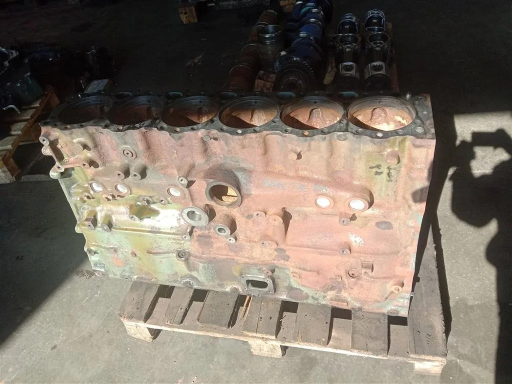 Блок цилиндров Freightliner CENTURY 6067HK6E DD14 - миниатюра 3