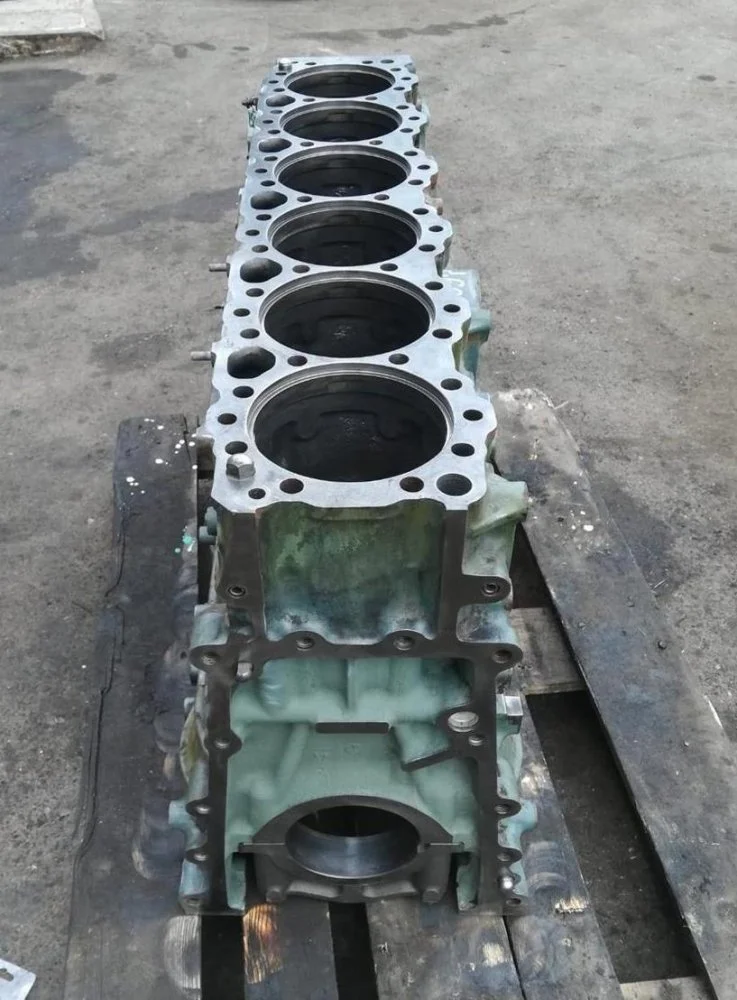 Блок цилиндров DD 6067HG6E DD14 S60 2008 - миниатюра 4