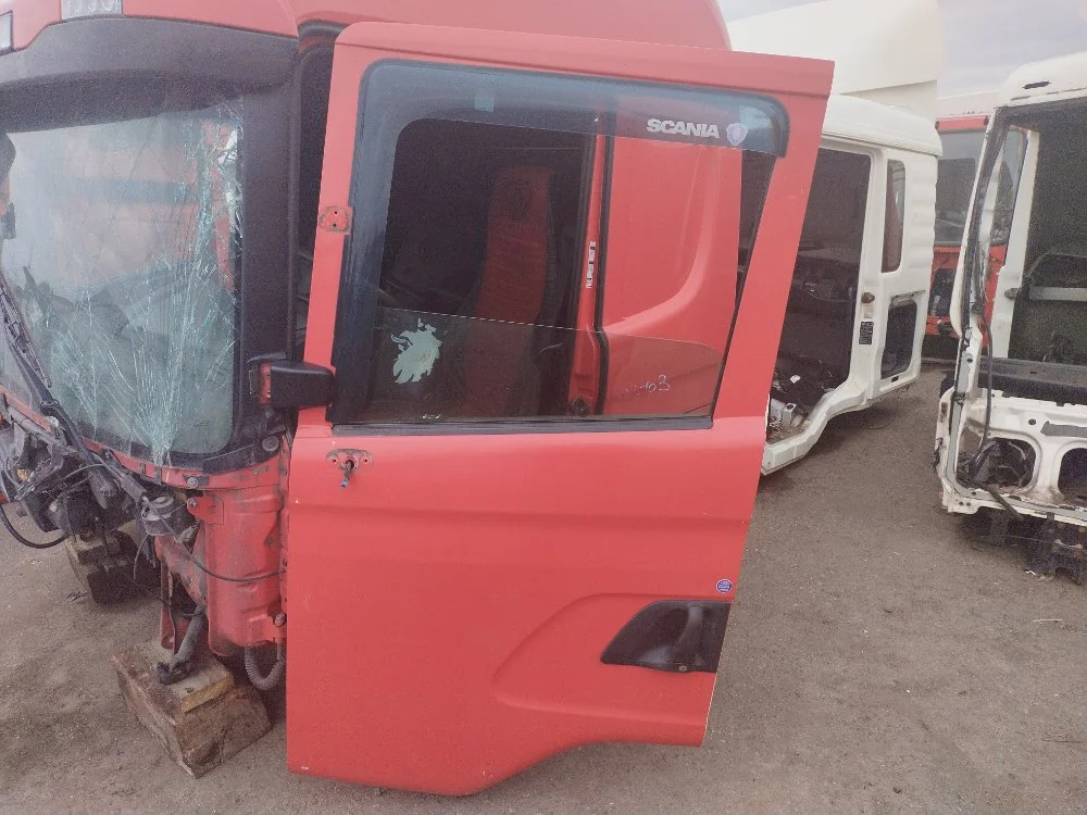Дверь левая Scania G 440 DC13 112L01 440HP E5 2018 - изображение 1