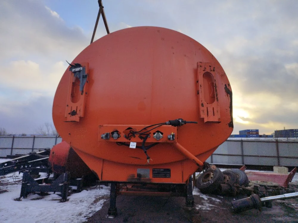Цистерна бензовозная Сеспель sf3328 ПОЛУПРИЦЕП - миниатюра 3