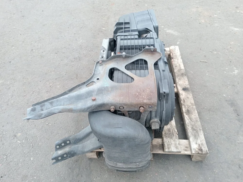 Корпус воздухозаборника в сборе Scania P 440 DC13 - миниатюра 3