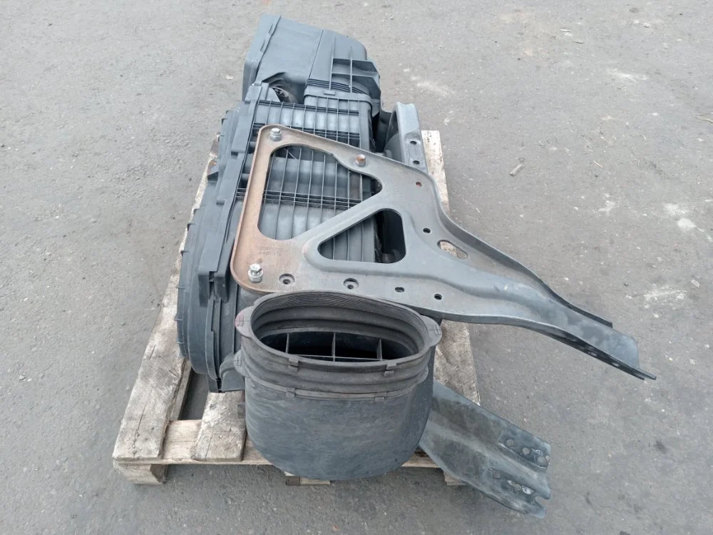 Корпус воздухозаборника в сборе Scania P 440 DC13 - миниатюра 8