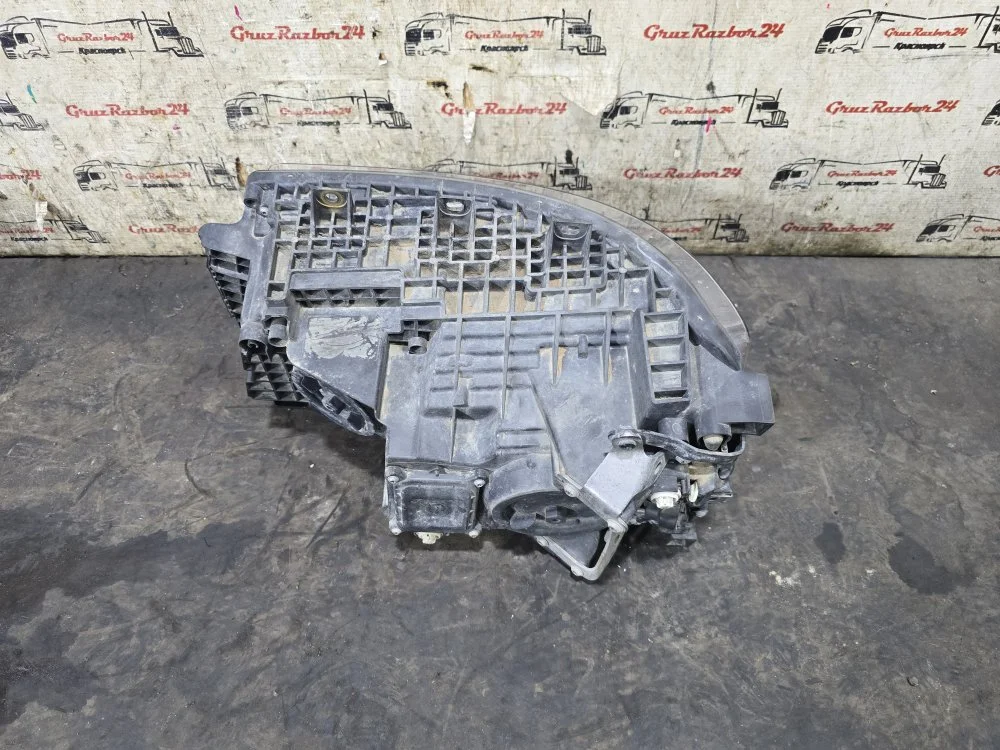 Фара правая Scania P DC13 153 W01 PDE 440H/P E5 - миниатюра 3