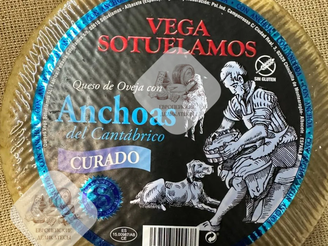 Сыр Манчего с анчоусами (Manchego con Anchoas) - изображение 1