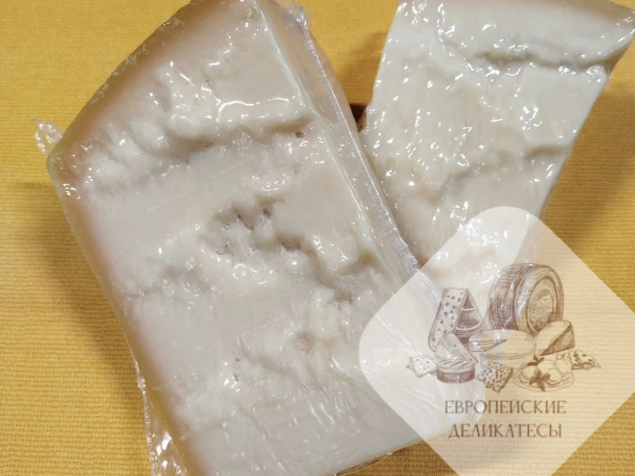 Пармезан Parmiggiano Reggiano 30 мес Италия - изображение 1