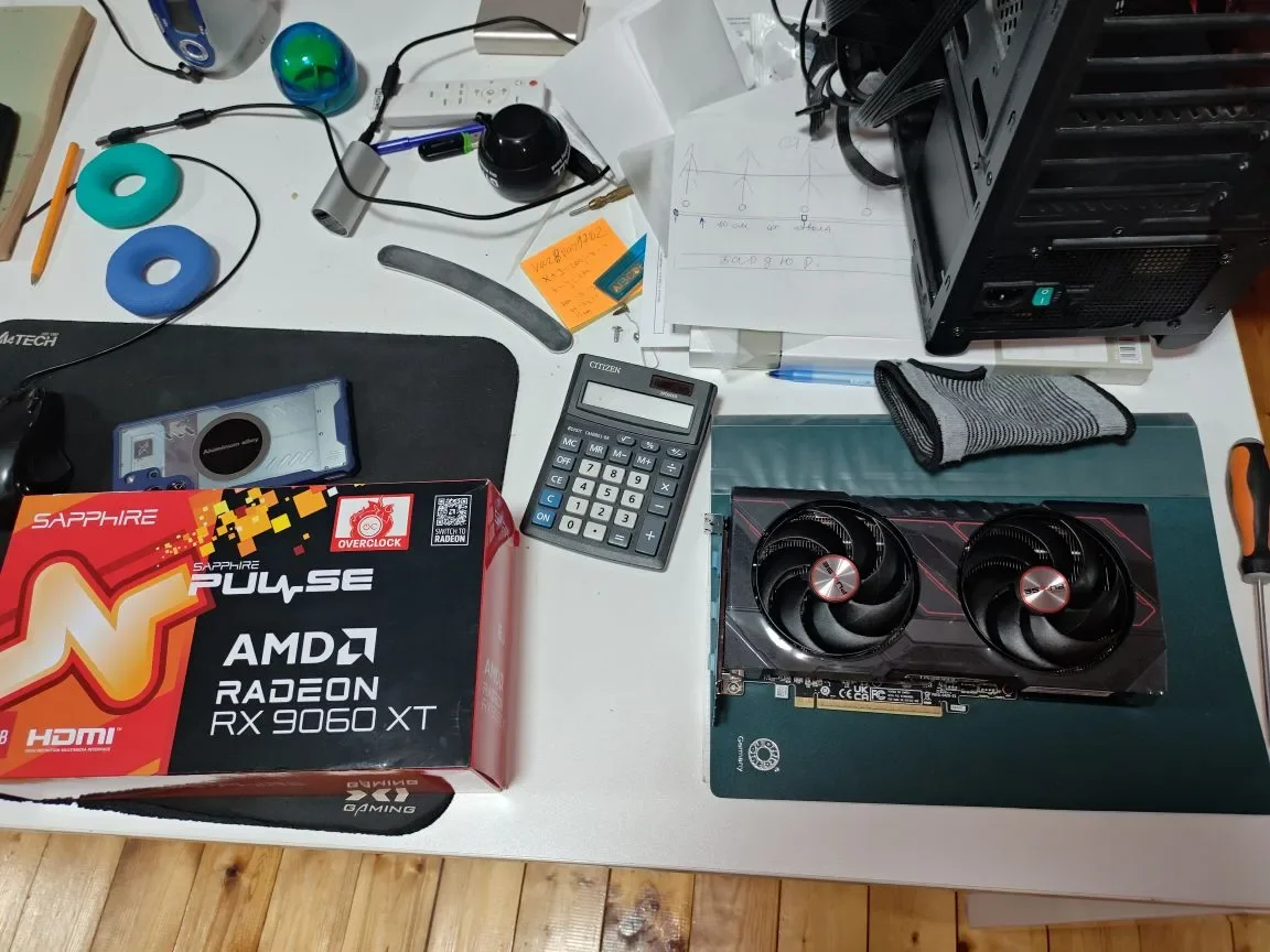 Sapphire AMD Radeon RX 9060 XT 16GB 128 bit 11350-03-20G Pulse OC 16 GB GDDR6 - миниатюра 2