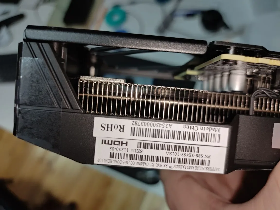 Sapphire AMD Radeon RX 9060 XT 16GB 128 bit 11350-03-20G Pulse OC 16 GB GDDR6 - миниатюра 4