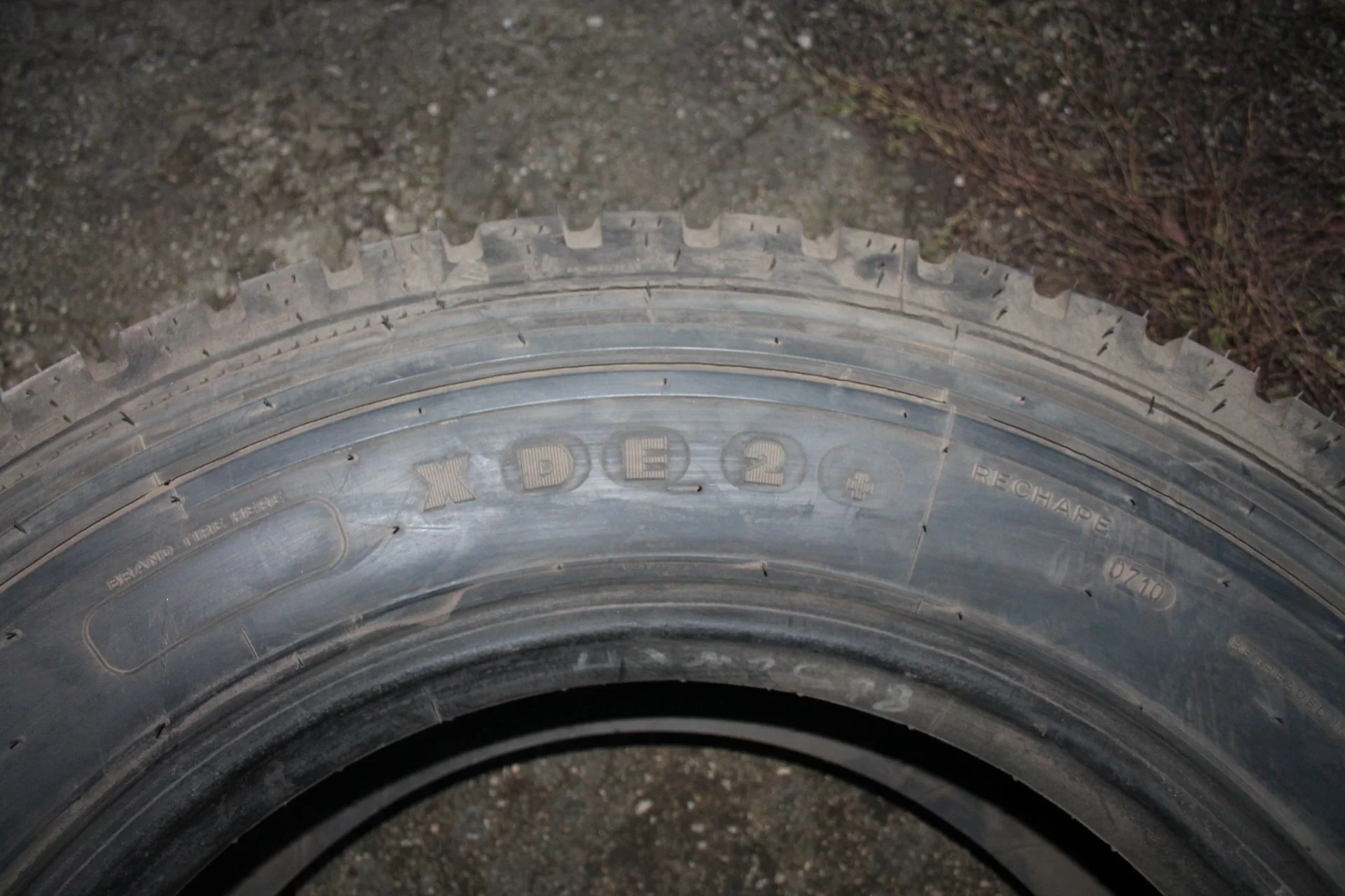 245 70 R19.5 136M MICHELIN XDE2+ REMIX France 0710 - миниатюра 7