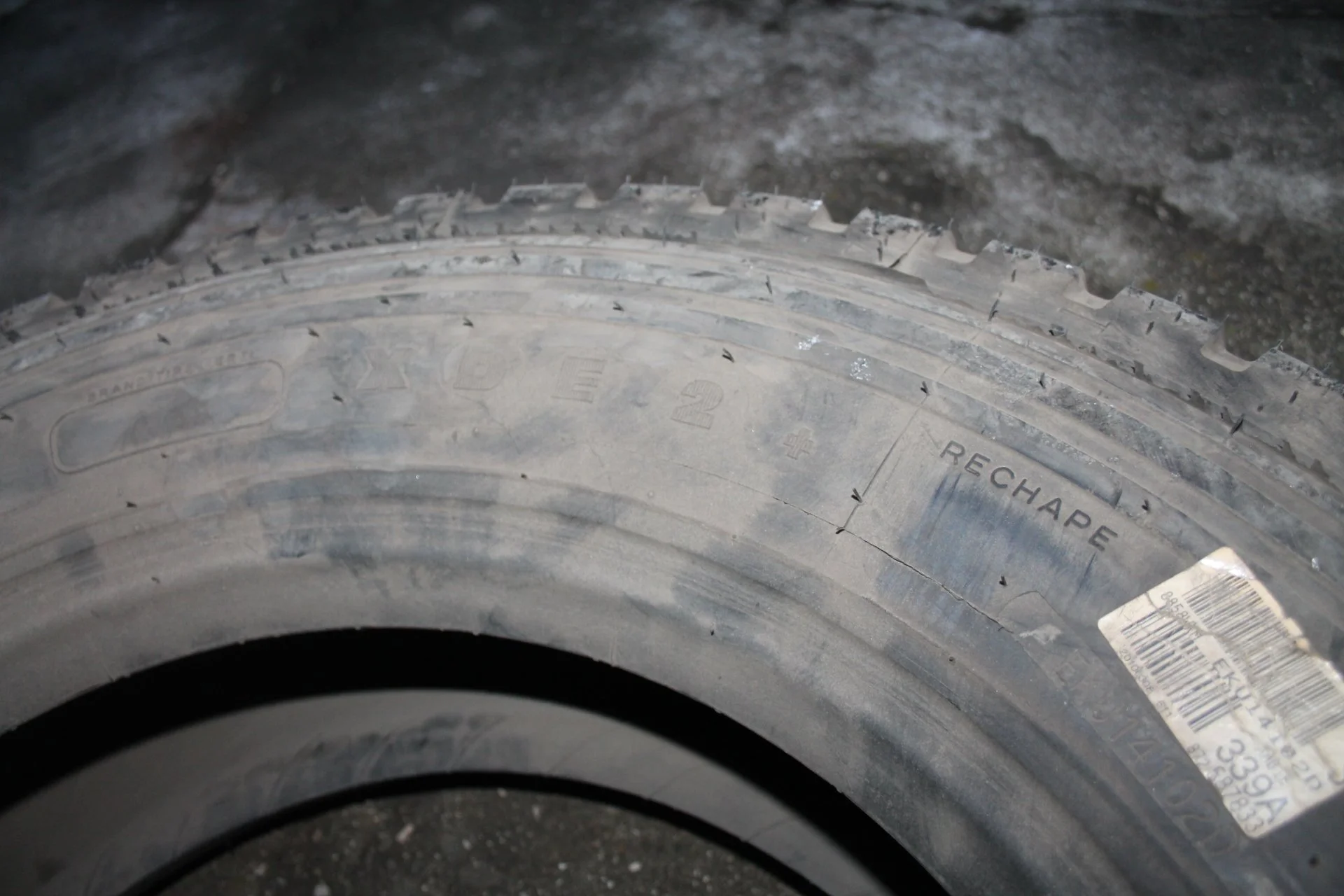 245 70 R19.5 136M MICHELIN XDE2+ REMIX France 0710 - миниатюра 16