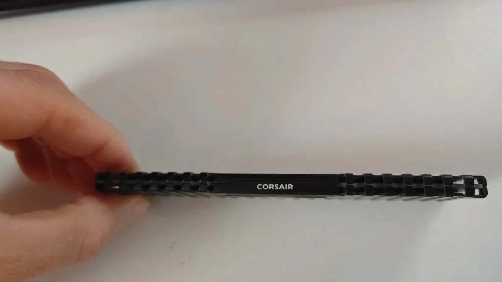 Corsair Vengeance LPX CMK32GX4M2B3000C15 DDR4 16ГБ 3000МГц CL15 - миниатюра 4