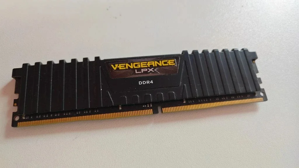 Corsair Vengeance LPX CMK16GX4M1A2666C16 DDR4 16ГБ 2666МГц CL16 - миниатюра 4