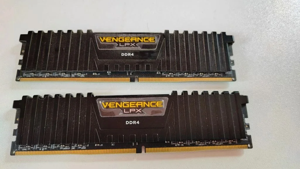 Corsair Vengeance LPX CMK16GX4M2A2133C13 DDR4 16 GB (2x 8ГБ) 2133МГц CL13 - миниатюра 3