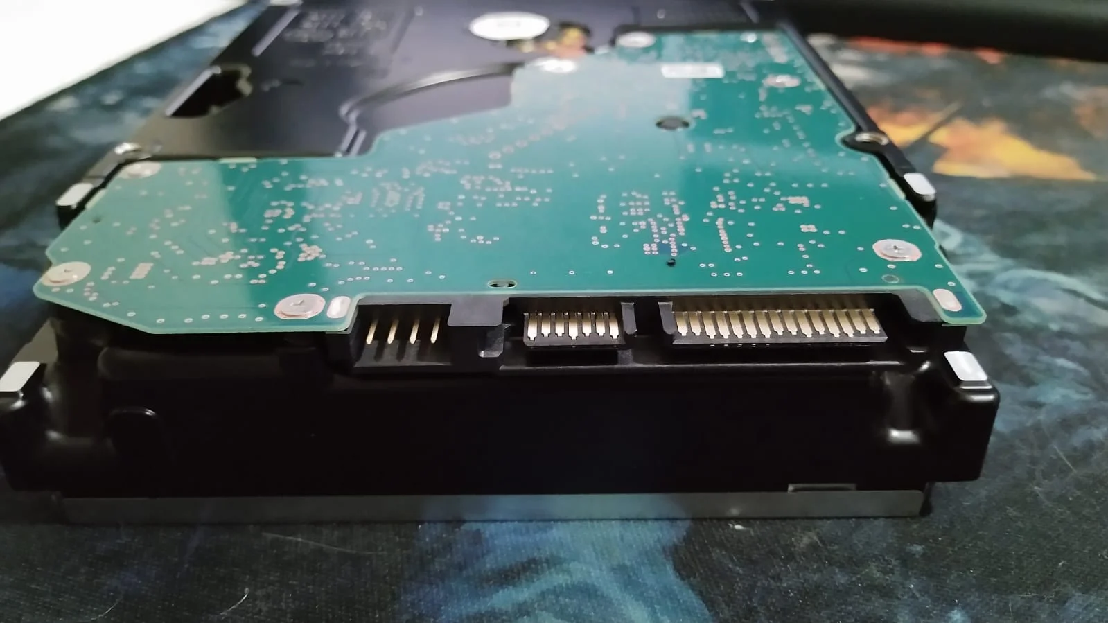 12 ТБ Жесткий диск Toshiba X300 Performance HDWR21CUZSVA - миниатюра 3