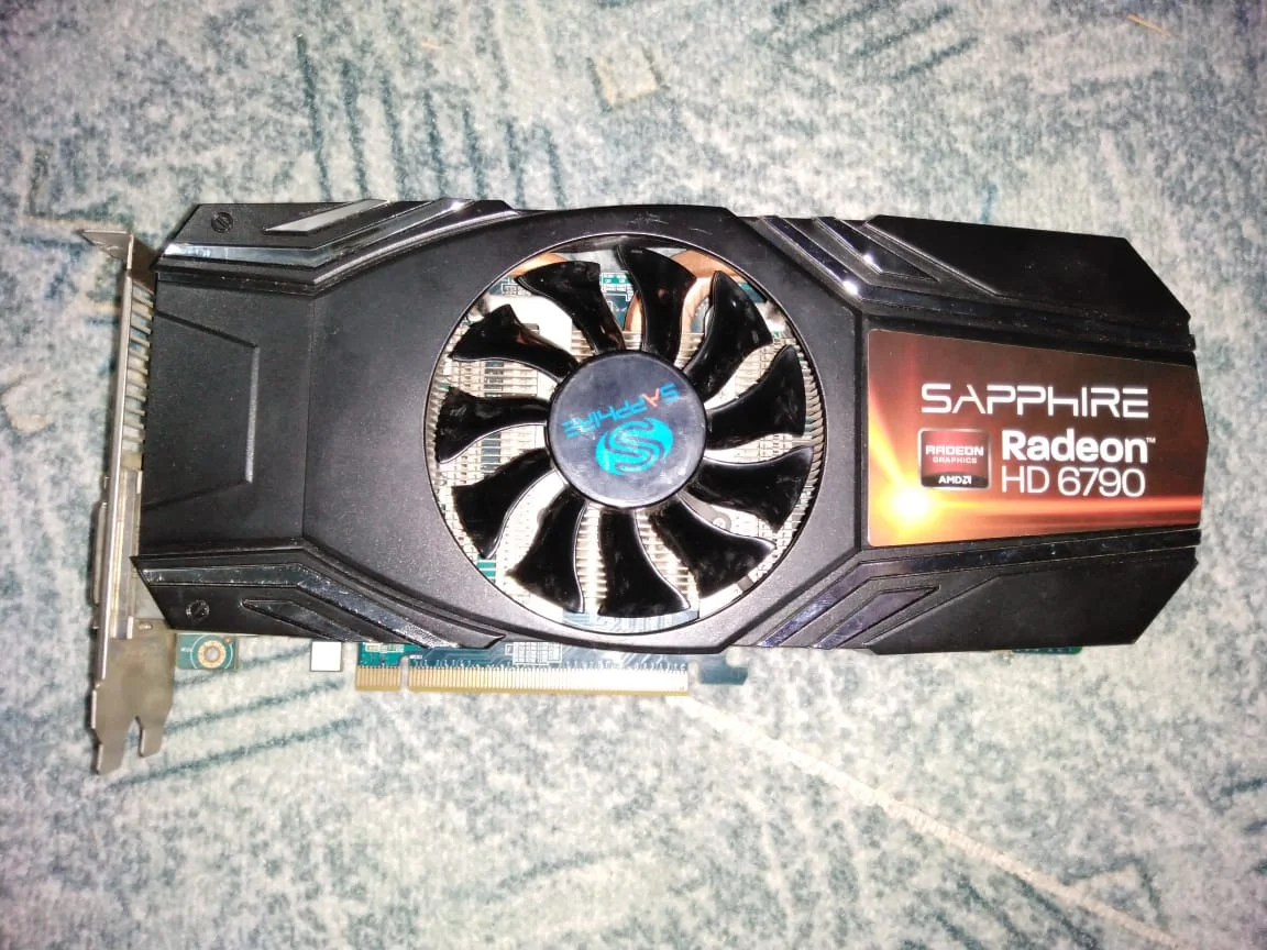 Sapphire Radeon HD 6790 (6700) 256bit 1GB GDDR5 - изображение 1