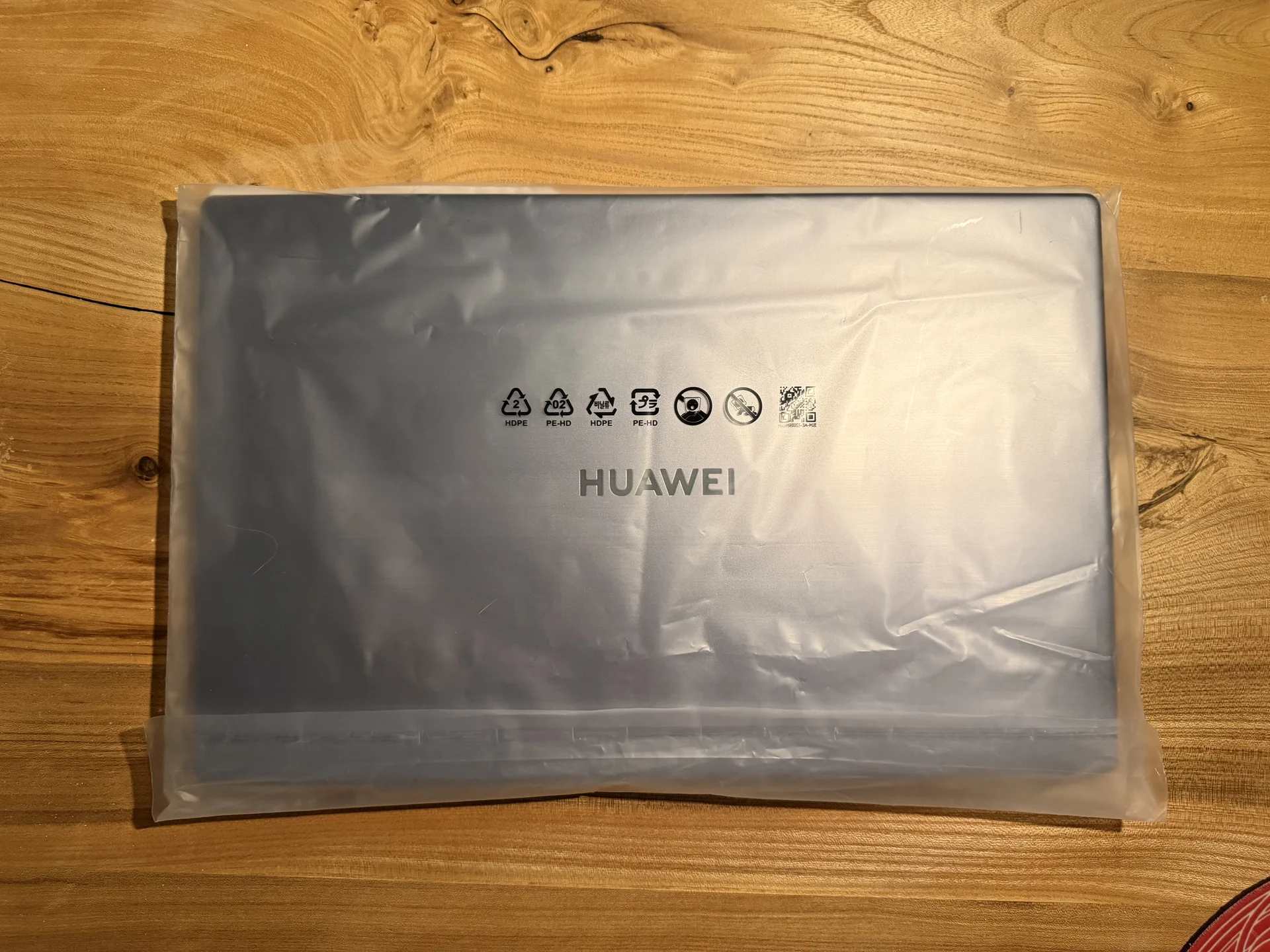 Ноутбук huawei matebook WD19 - миниатюра 4