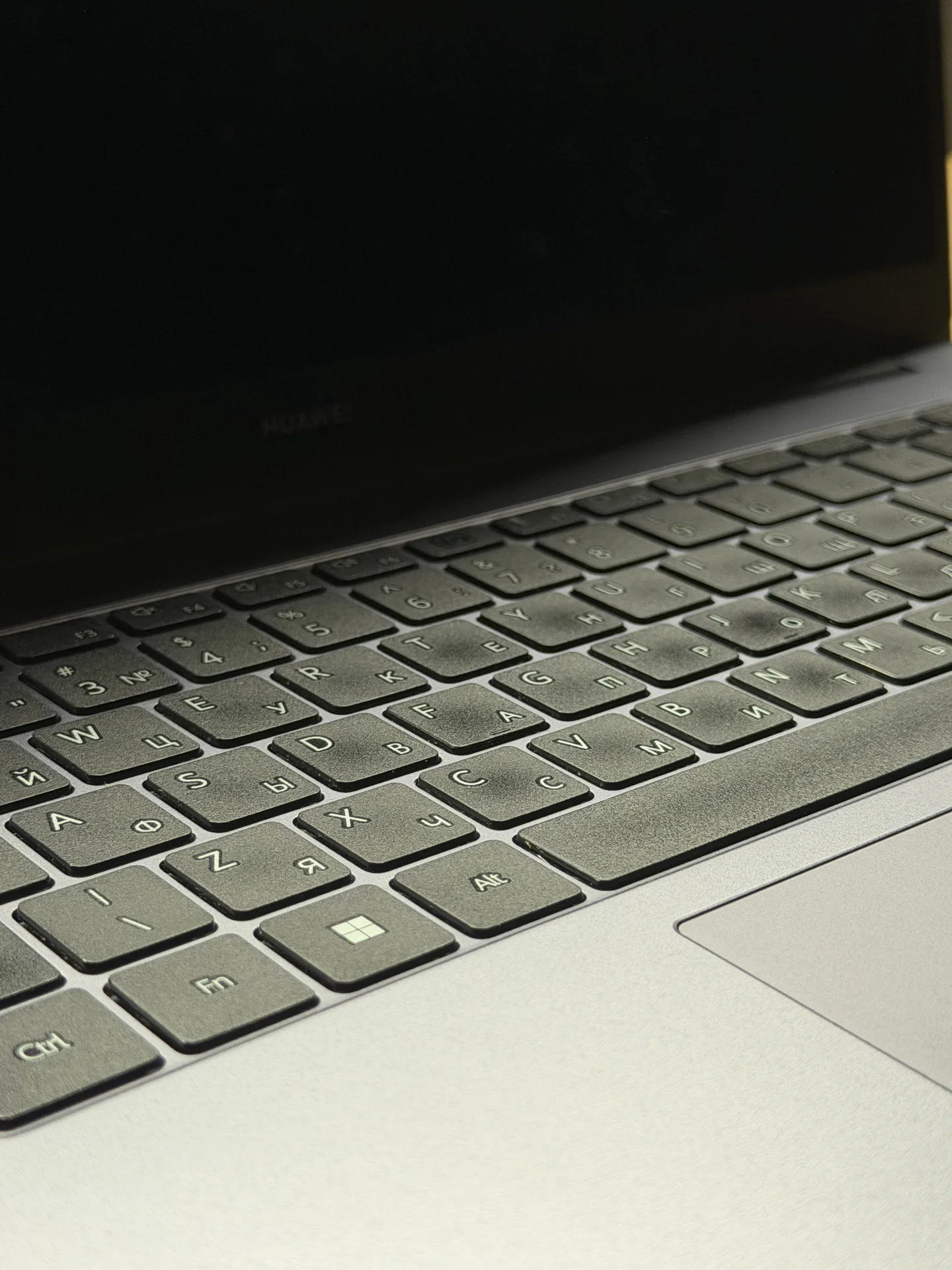 Huawei matebook WD19 - миниатюра 2