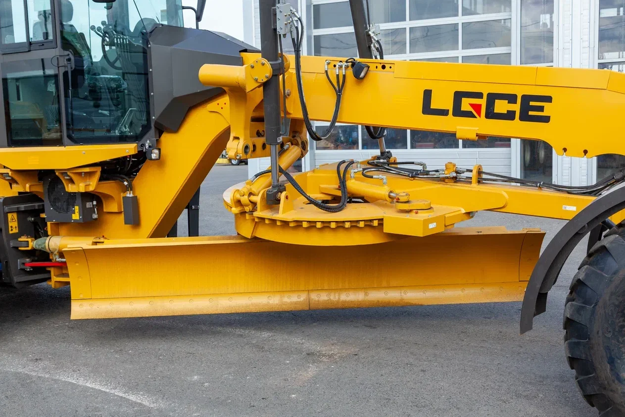 SDLG (LGCE) G9165F - миниатюра 3