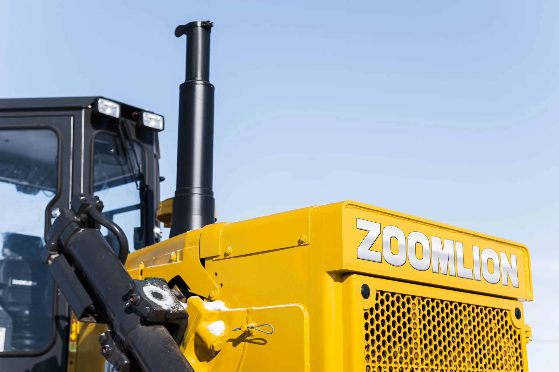 Бульдозер гусеничный ZOOMLION ZD220-3 (кондиционер, гусеница 560мм, однозубый рыхлитель) - миниатюра 3
