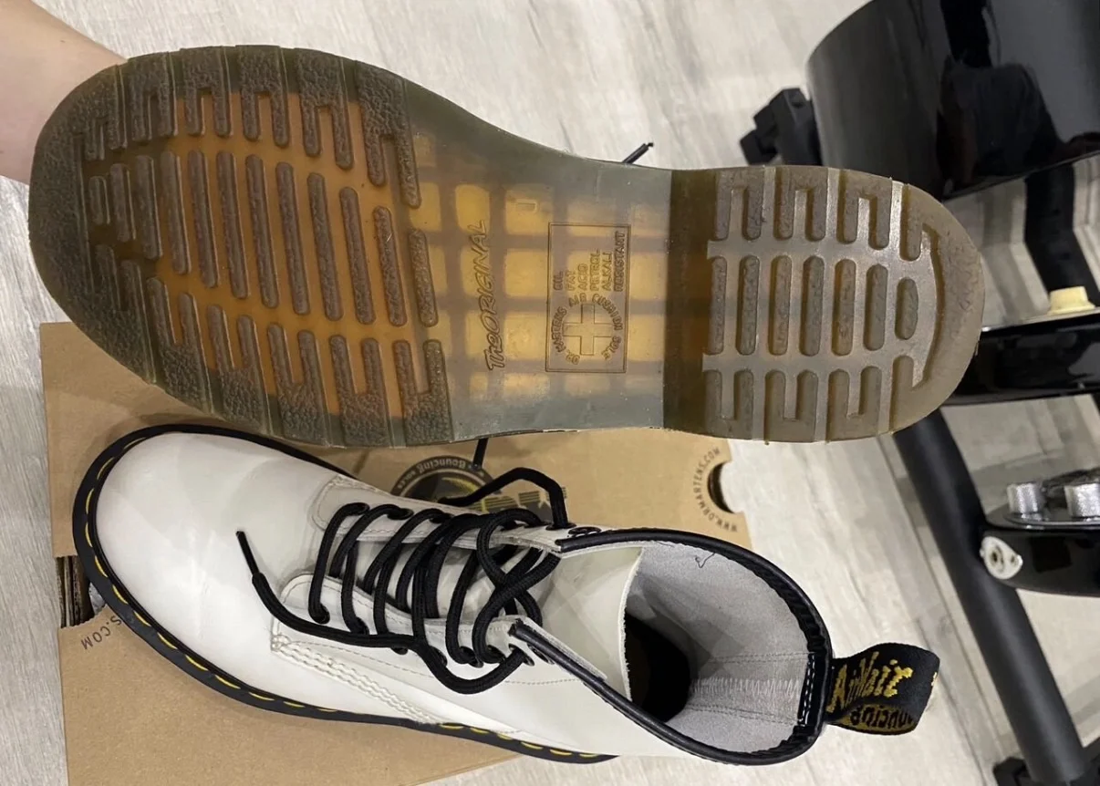 Ботинки dr. martens - миниатюра 3