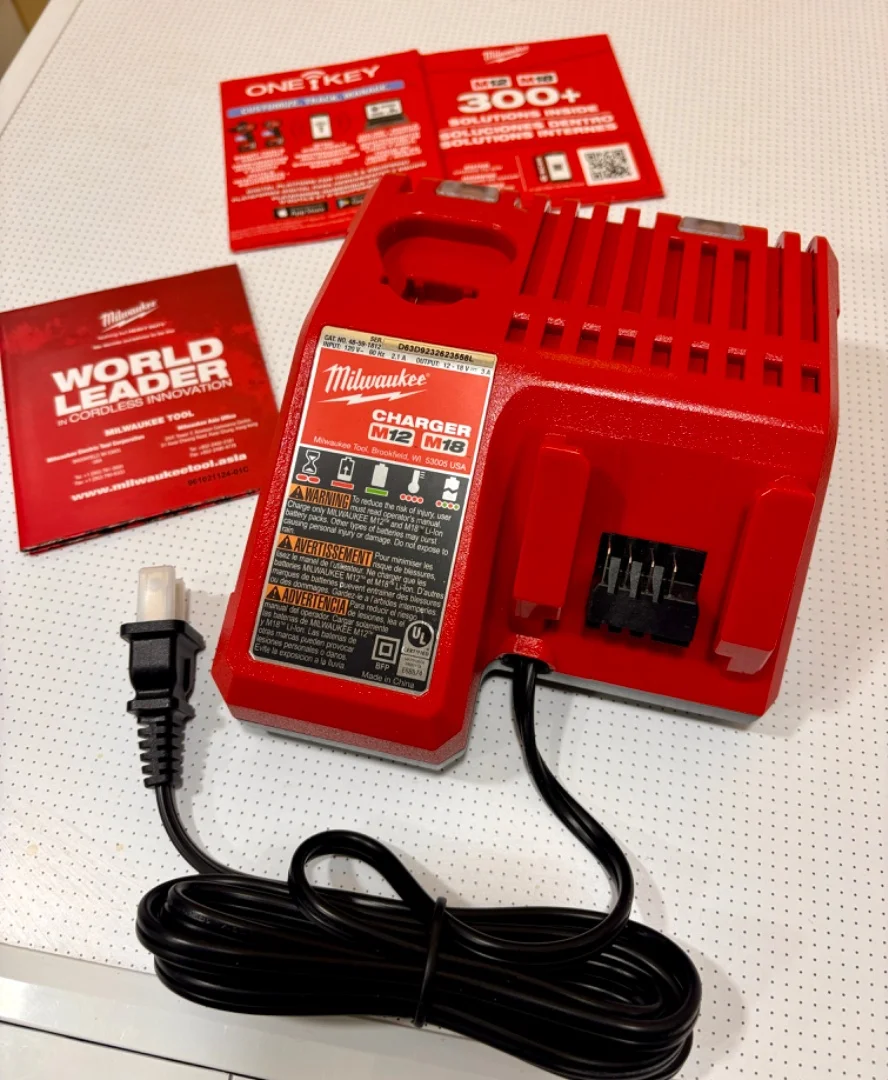 Энергокомплект Milwaukee M18 NRG-202 - изображение 1