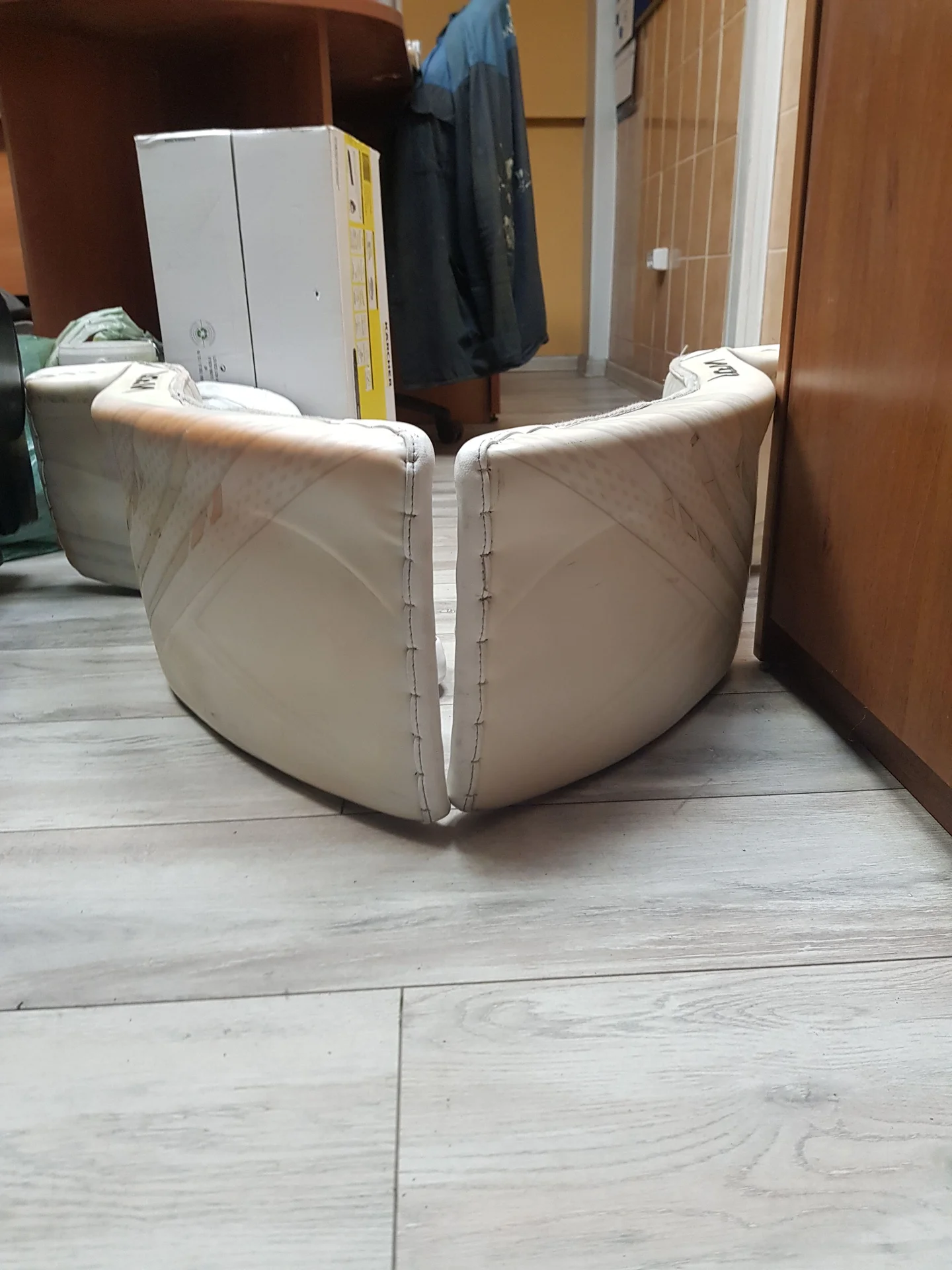 Продам щитки вратаря Bauer HyperLite - миниатюра 5