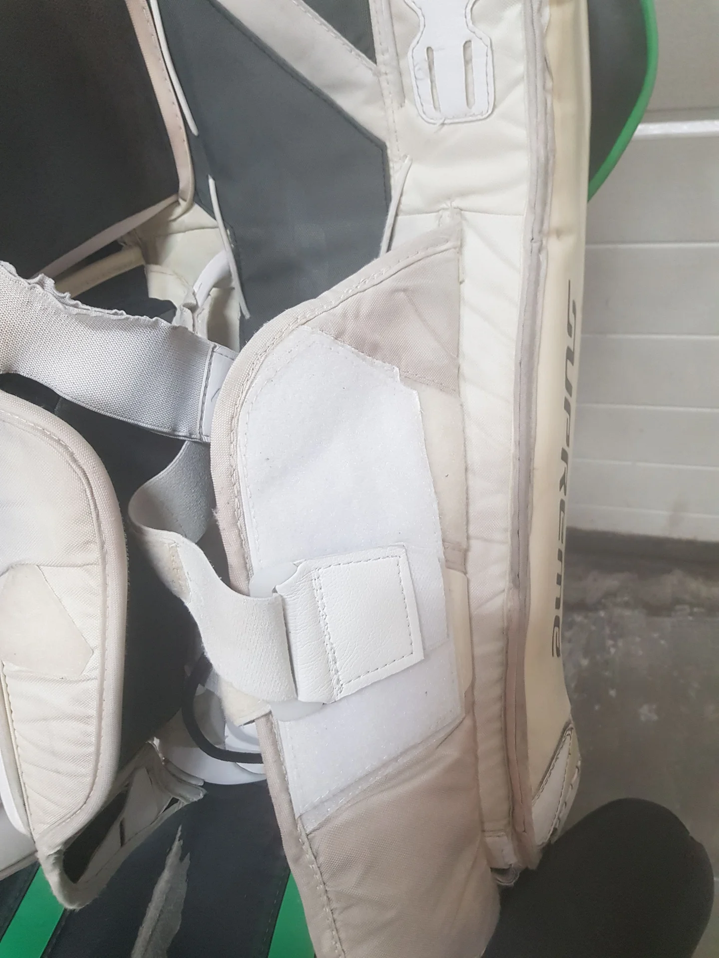 Продам щитки вратаря Bauer Mach - миниатюра 9