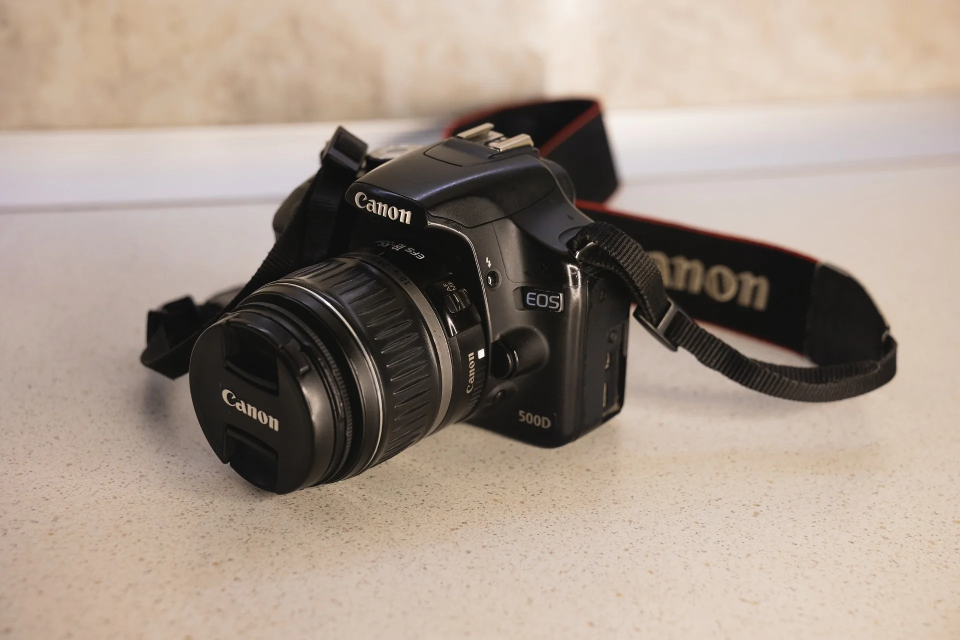 Фотоаппарат Canon EOS 500D с объективом 18-55mm f/3.5-5.6 - миниатюра 2