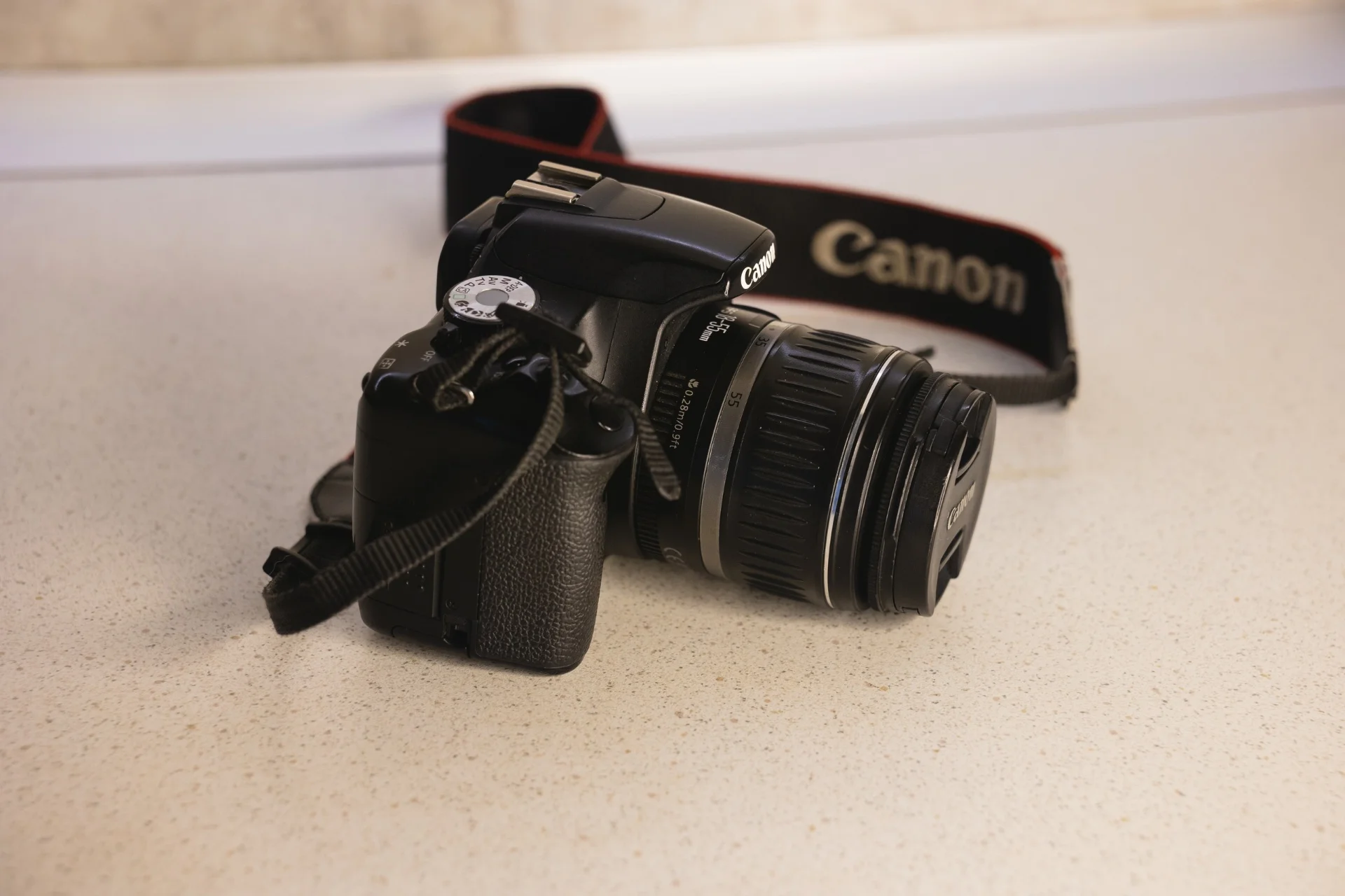 Фотоаппарат Canon EOS 500D с объективом 18-55mm f/3.5-5.6 - миниатюра 3