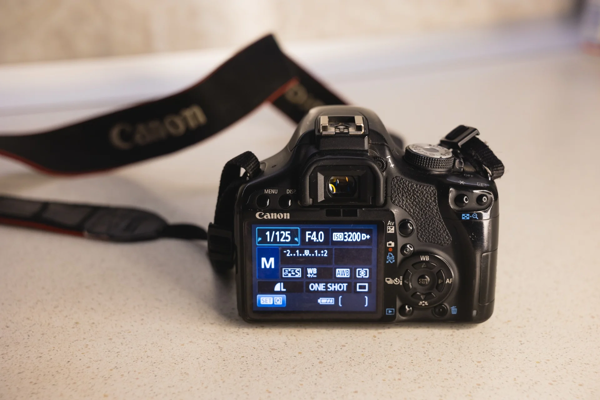 Фотоаппарат Canon EOS 500D с объективом 18-55mm f/3.5-5.6 - миниатюра 5