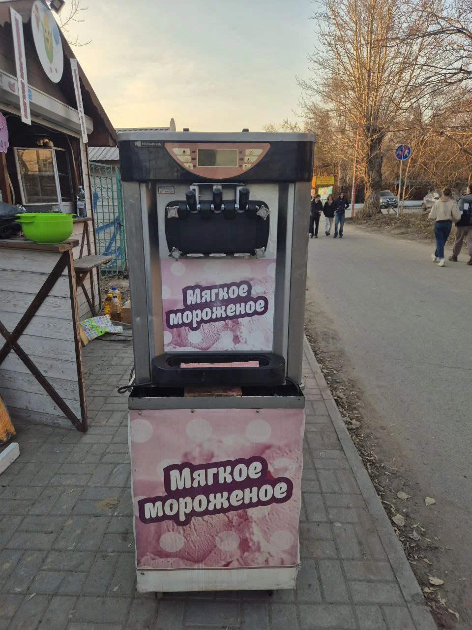 Фризер для мягкого мороженого Hurakan - миниатюра 2