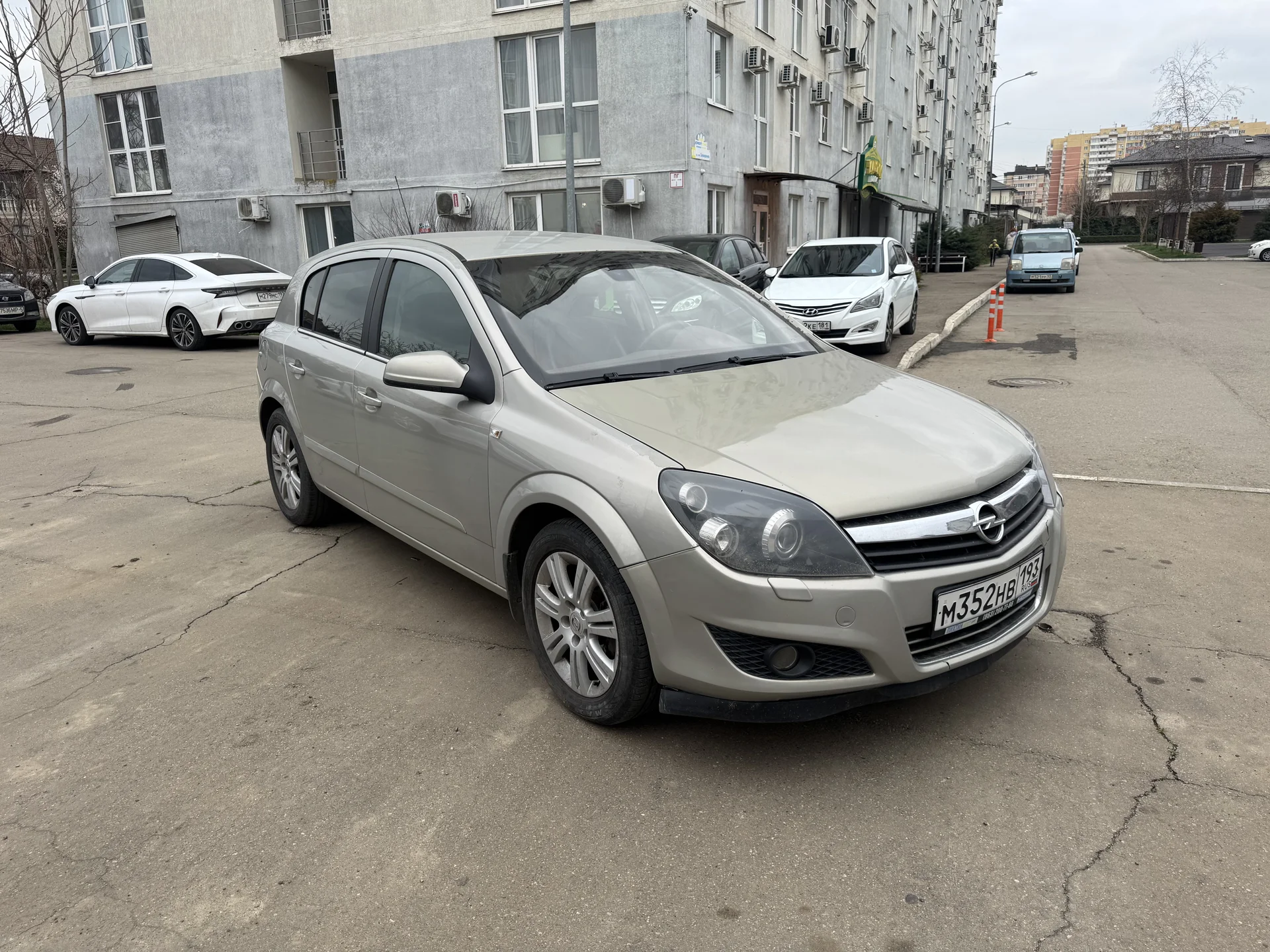 Opel Astra 1.8 AT 2008 - миниатюра 3