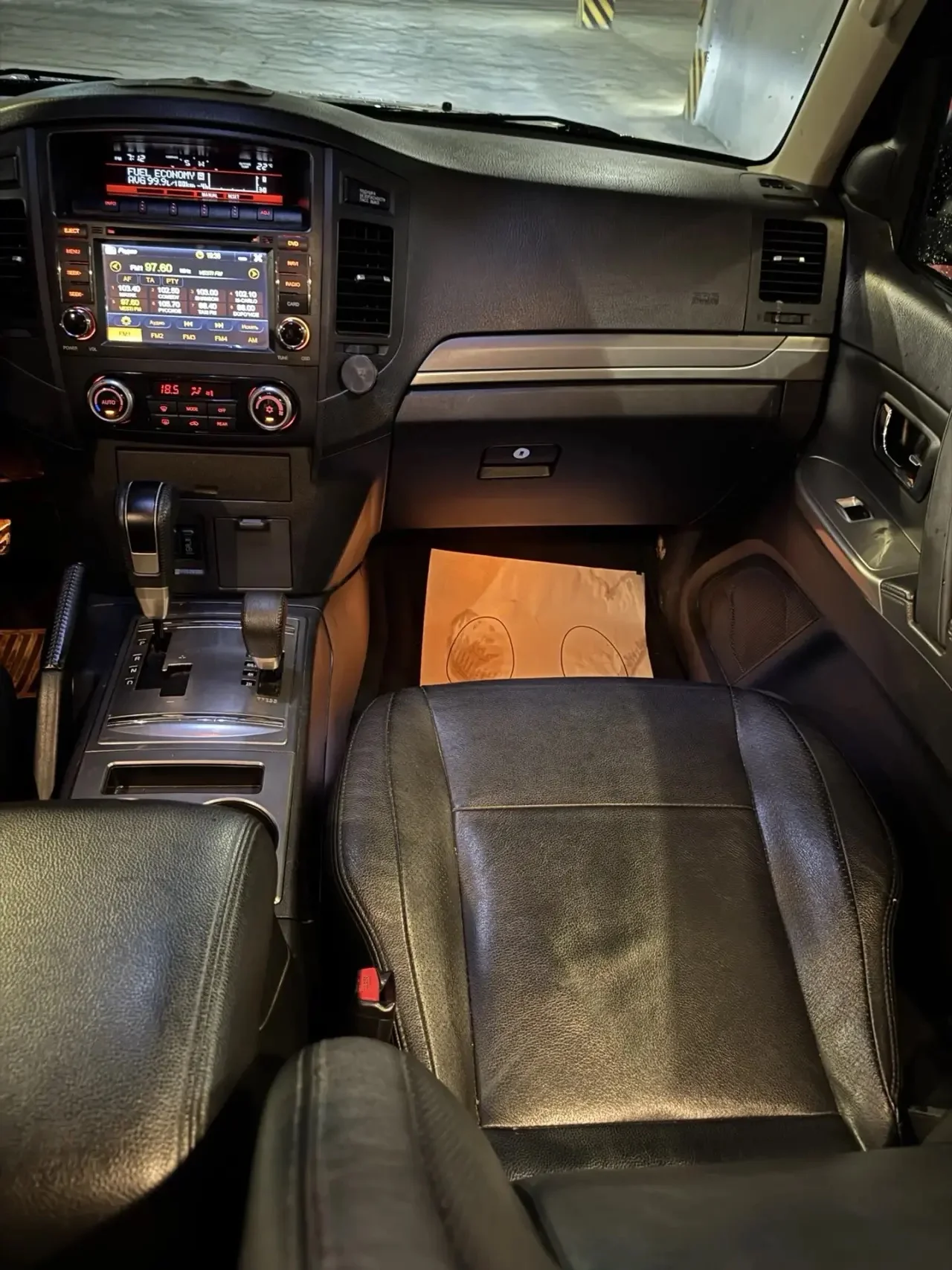 Mitsubishi Pajero - миниатюра 13