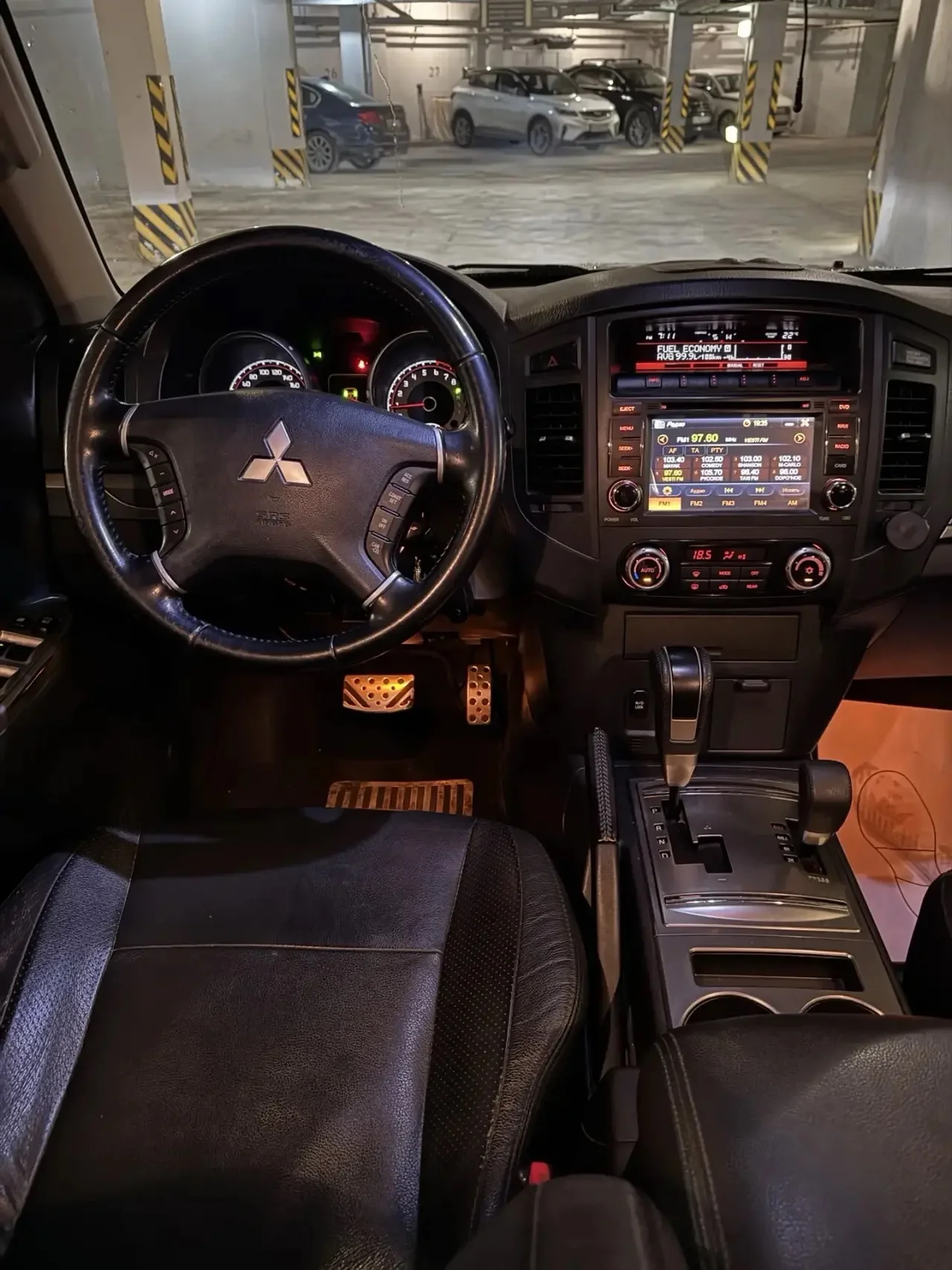 Mitsubishi Pajero - миниатюра 15
