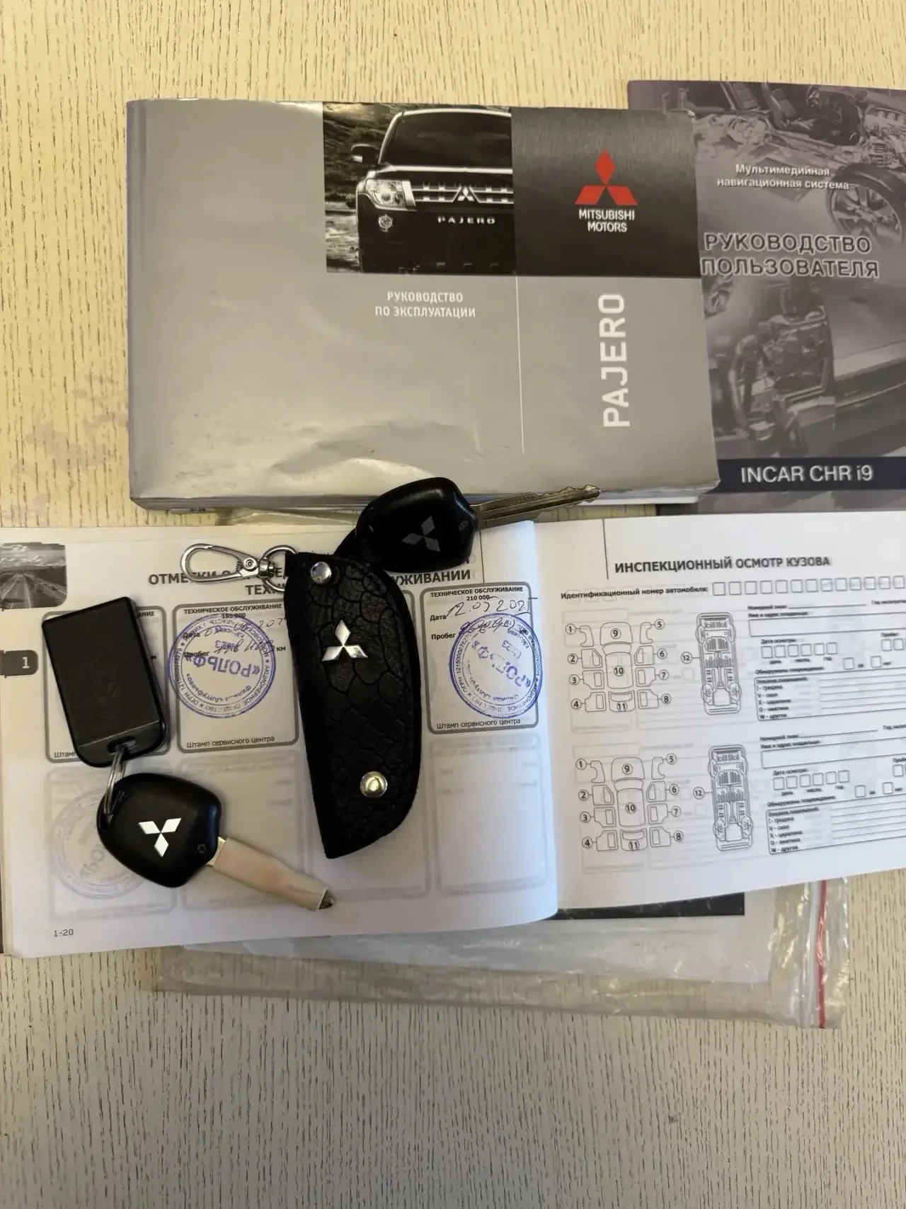 Mitsubishi Pajero - миниатюра 21