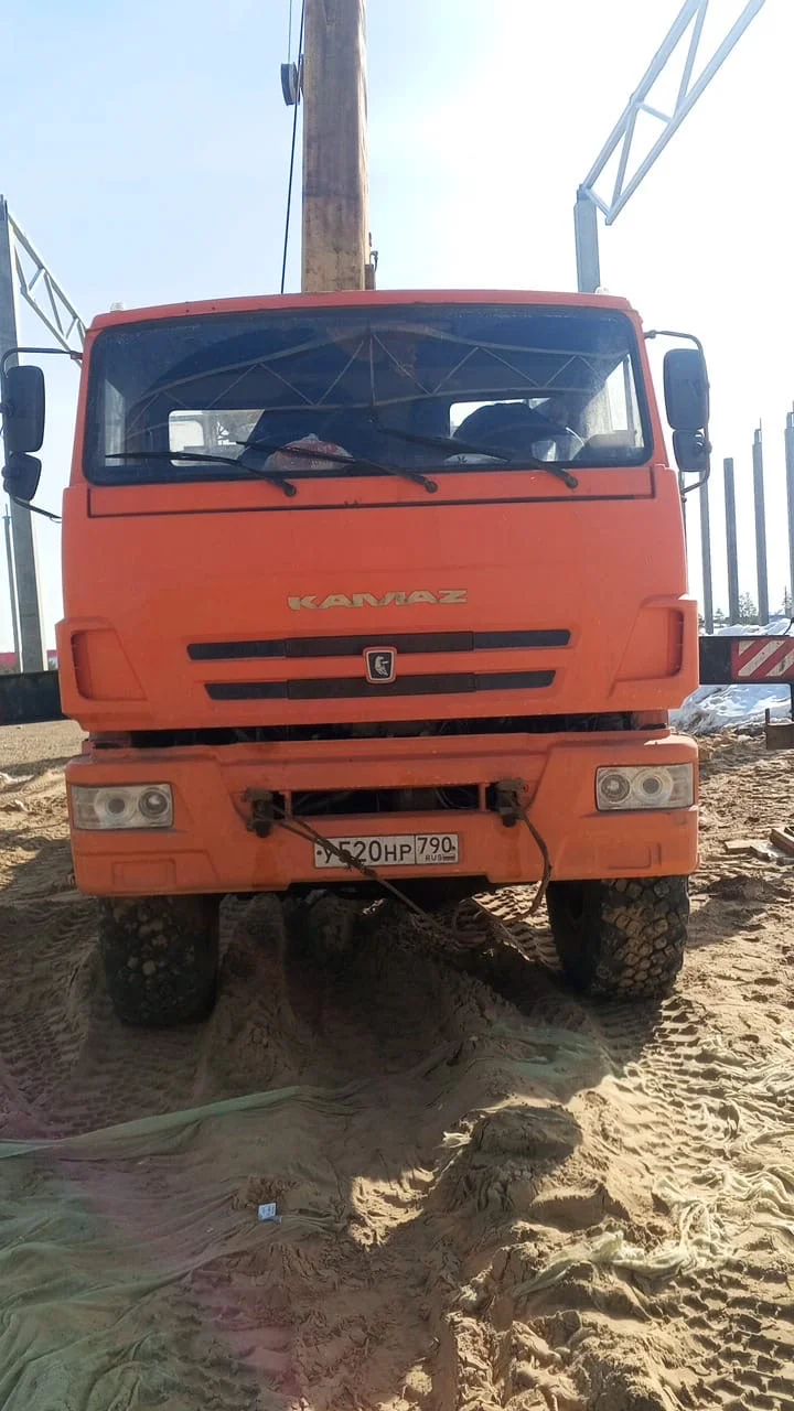 Автокран Галичанин 25/28 на базе Камаз 43118 - изображение 1