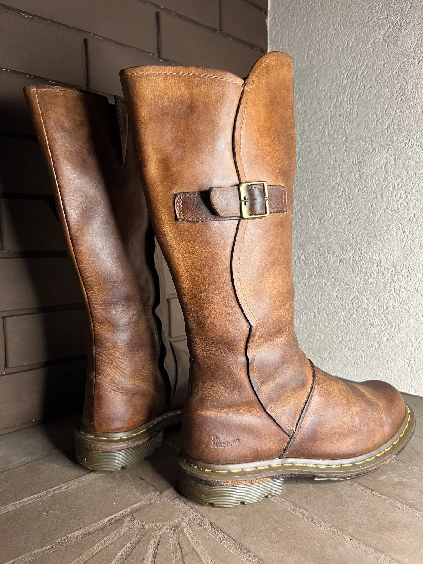 Кожаные сапоги (42) Dr. Martens - миниатюра 3