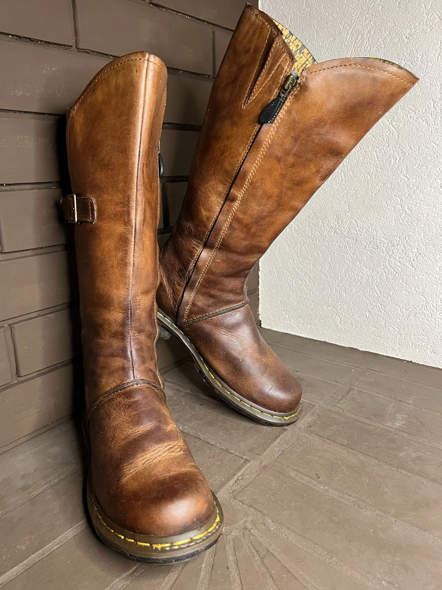 Кожаные сапоги (42) Dr. Martens - миниатюра 5