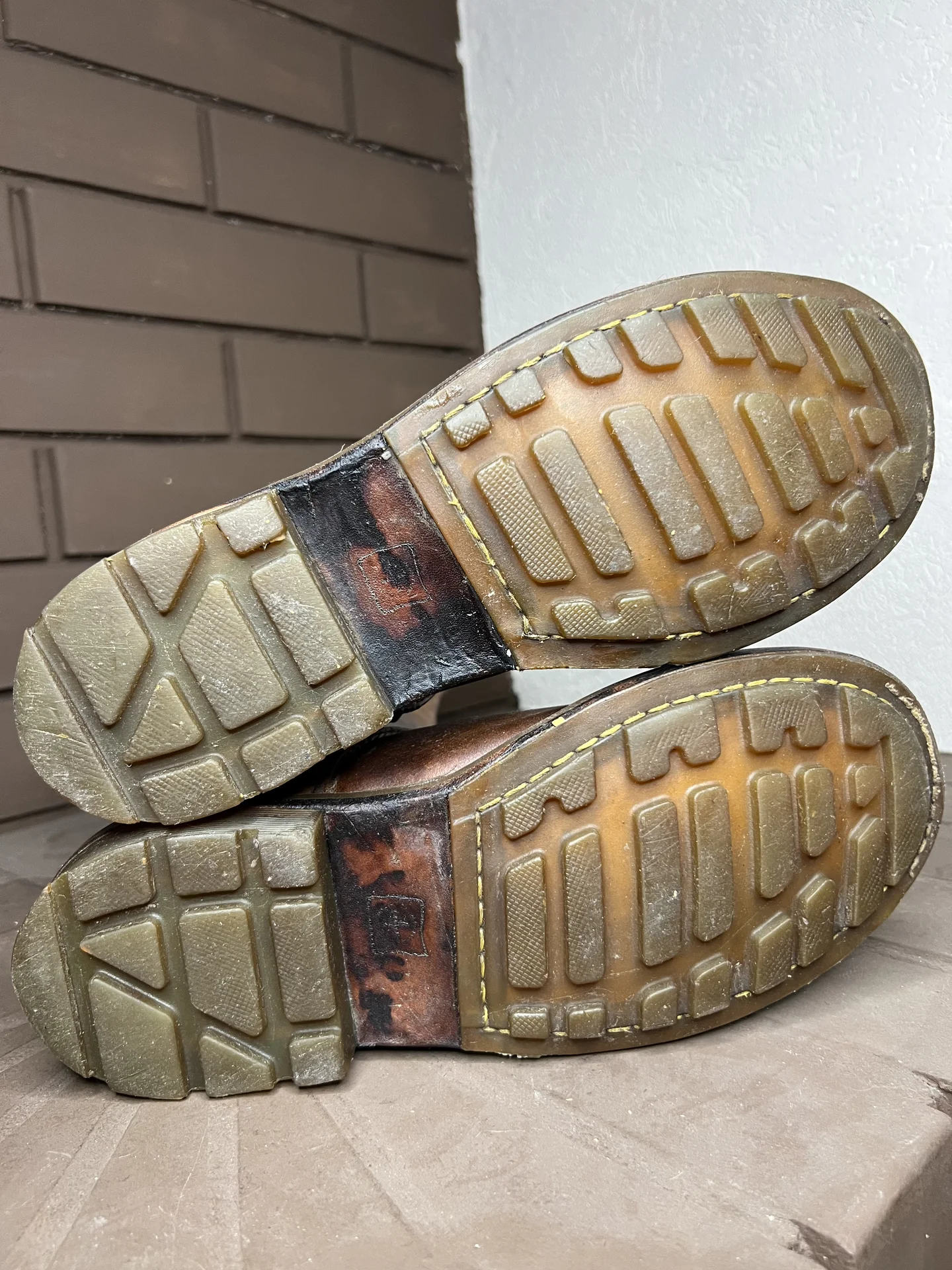 Кожаные сапоги (42) Dr. Martens - миниатюра 10
