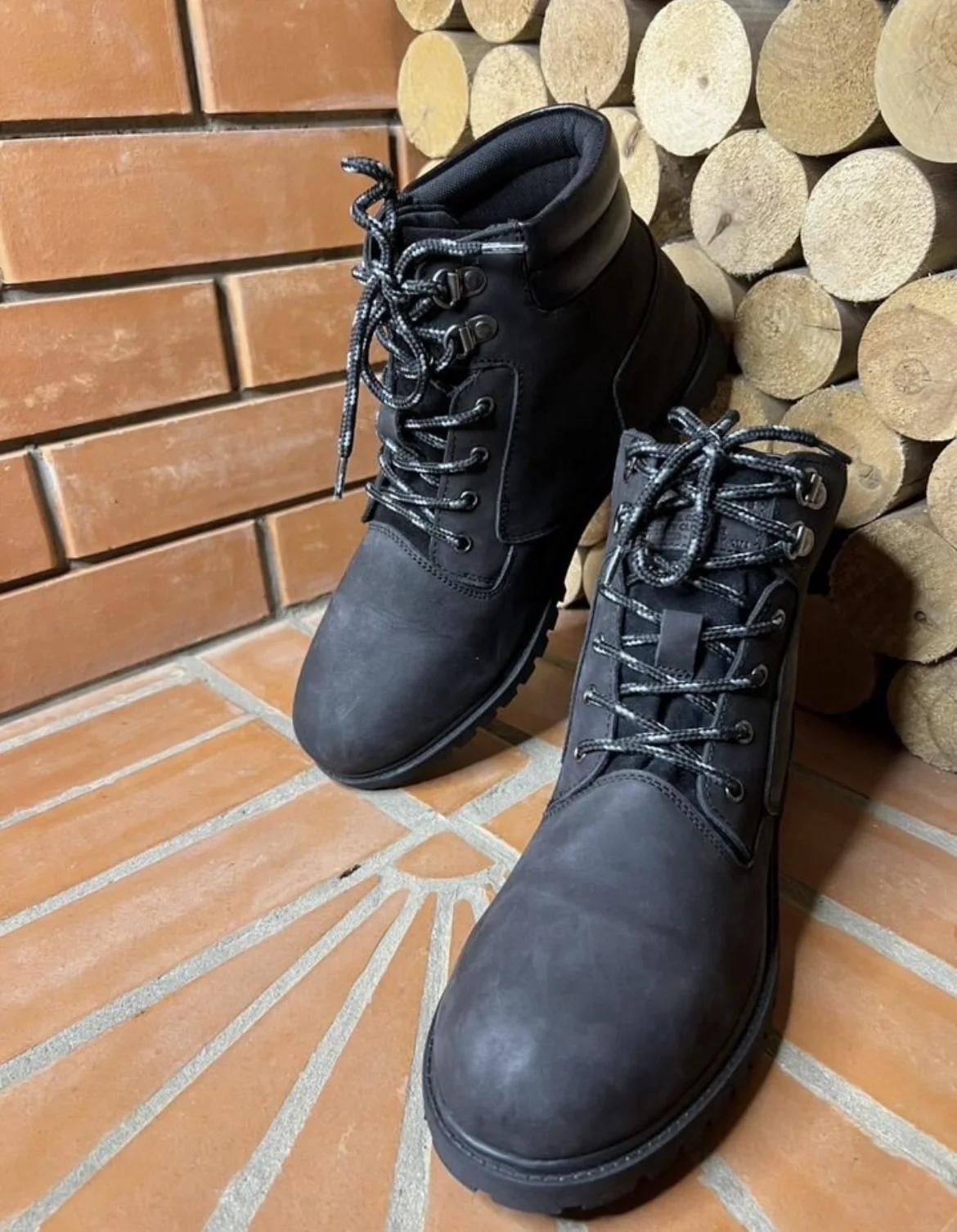 Кожаные ботинки (43) Levi's (Индия) - изображение 1