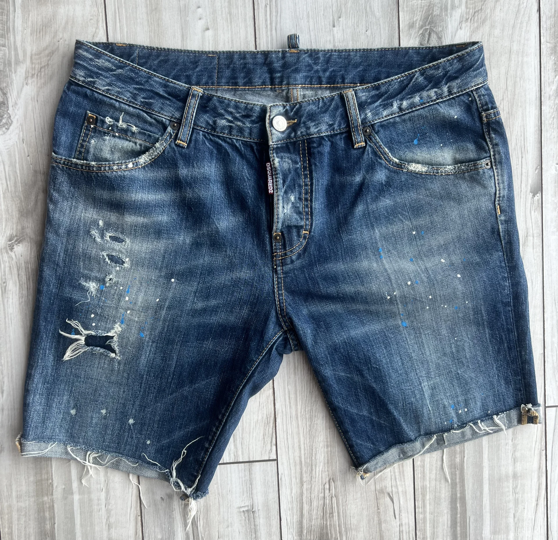 Джинсовые шорты (W33) Dsquared2 (Италия) - изображение 1