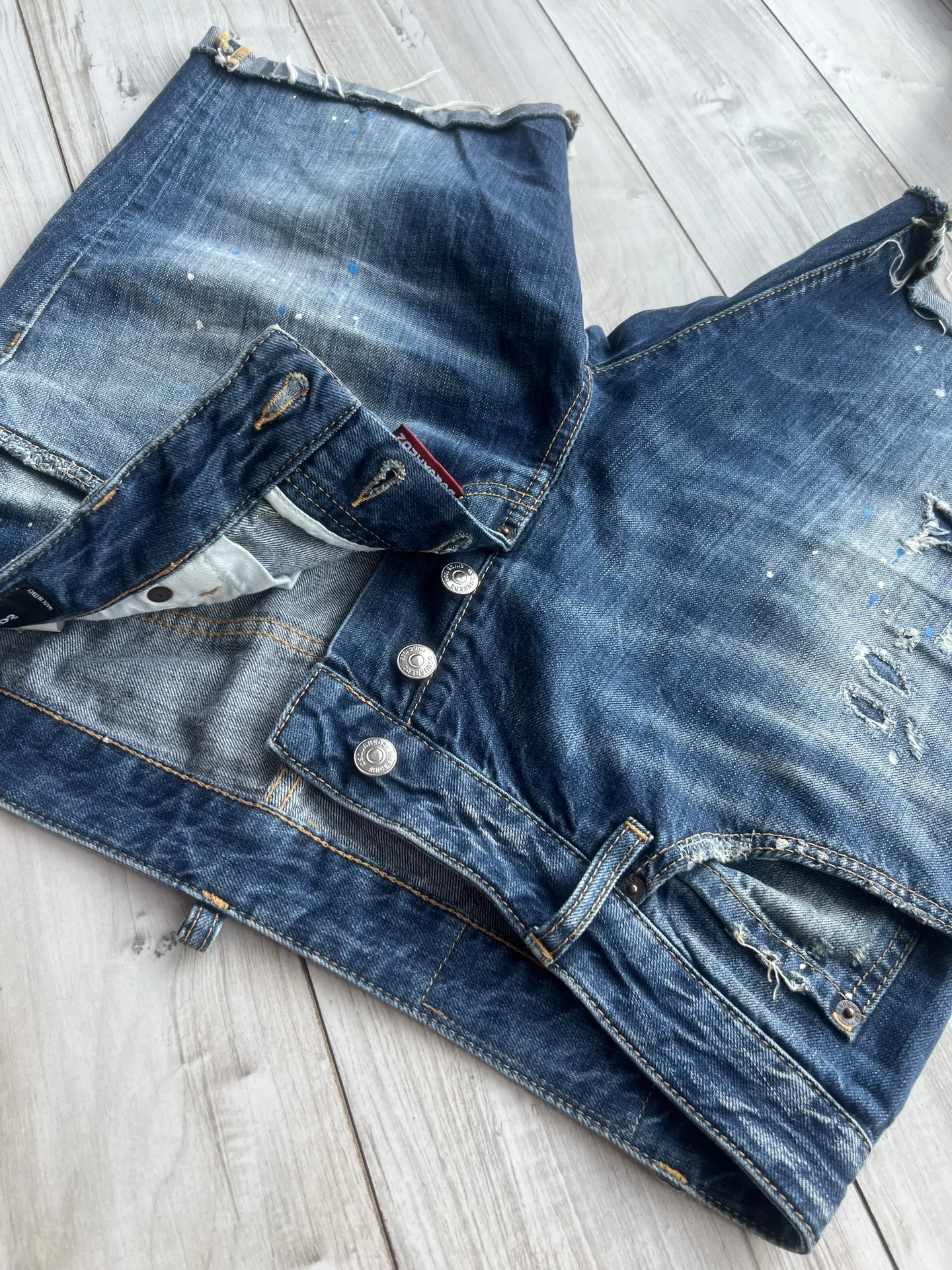 Джинсовые шорты (W33) Dsquared2 (Италия) - миниатюра 2