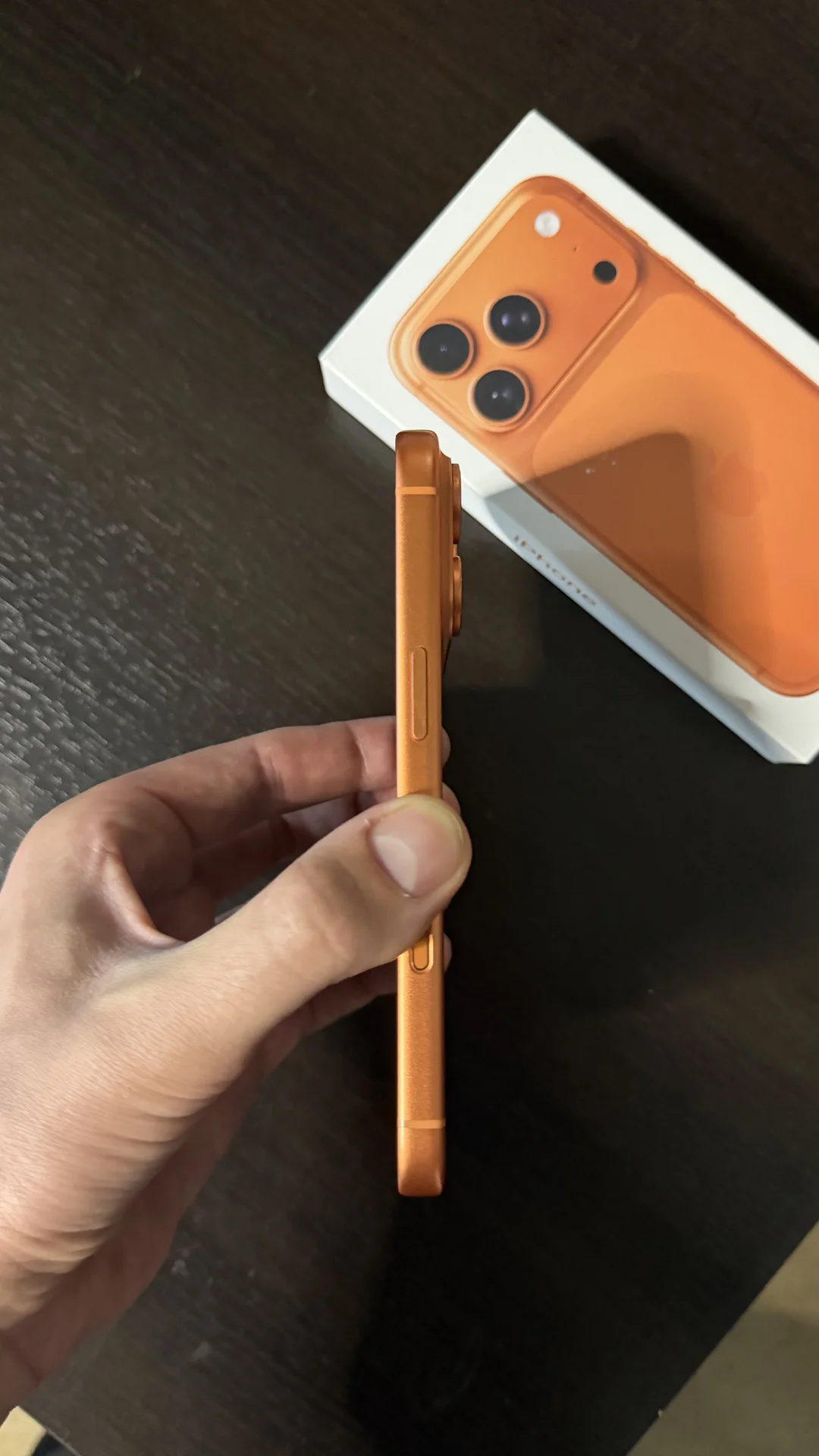 iPhone 17 pro 256gb esim - миниатюра 4